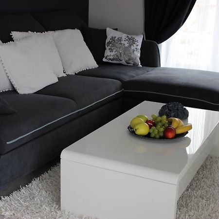 Apartments Christine Umag Luaran gambar