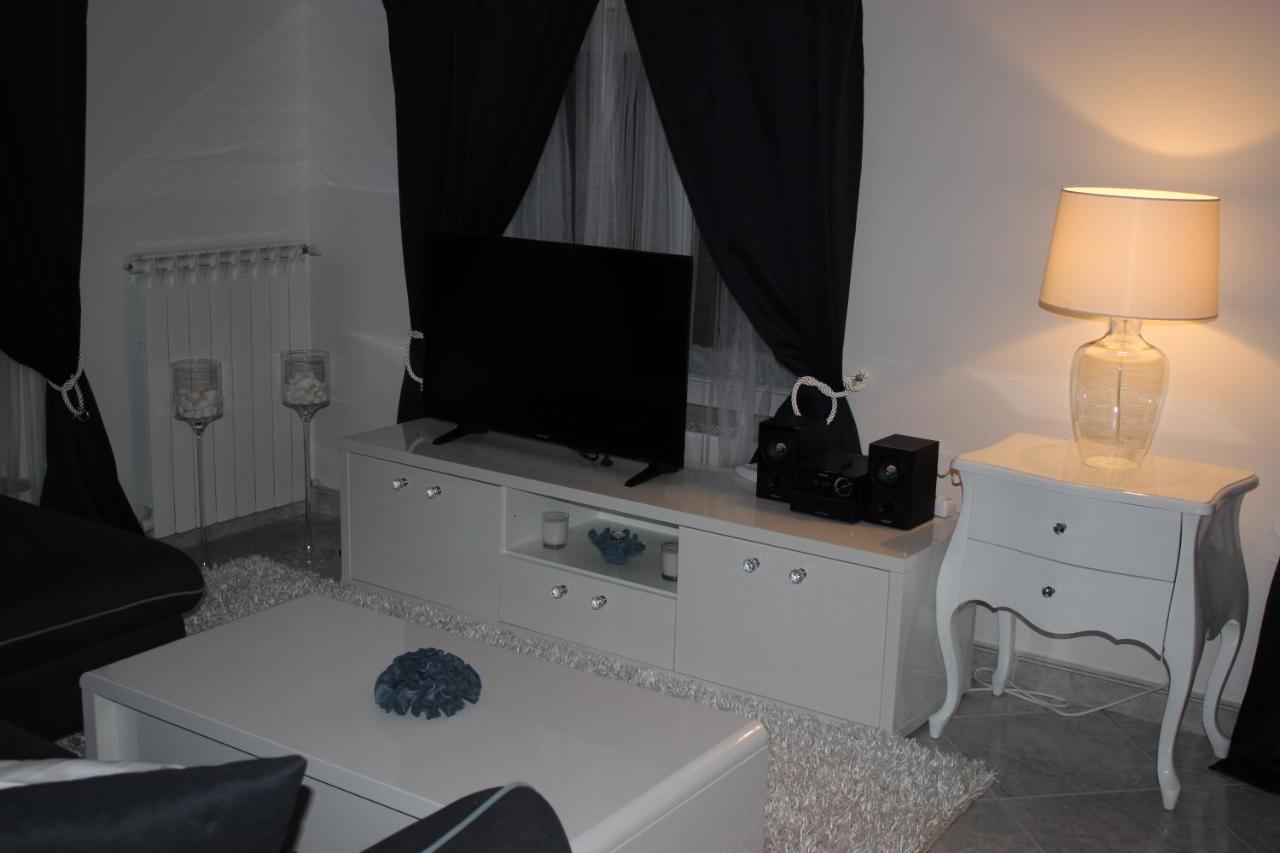 Apartments Christine Umag Luaran gambar