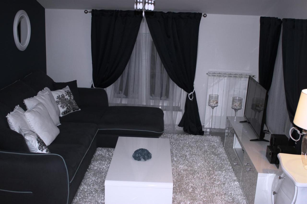 Apartments Christine Umag Luaran gambar